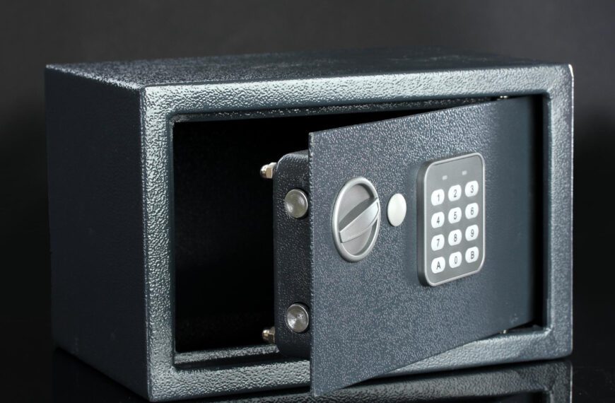 Czy sejf na klucz jest bezpieczny?