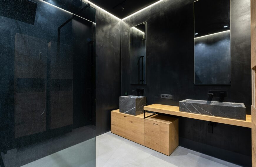 Jakie płytki łazienkowe wybrać do nowoczesnej łazienki? Inspiracje aranżacyjne