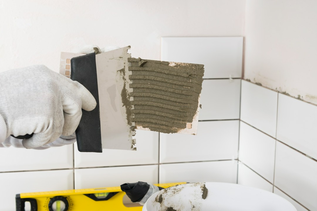 Kleje do glazury: jak wybrać najlepszy produkt?