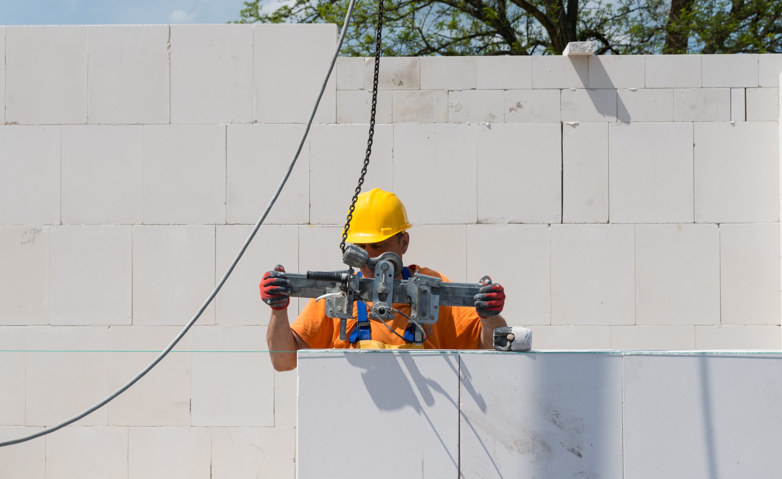 Silikaty w nowoczesnym budownictwie – kiedy warto zbudować z nich dom?