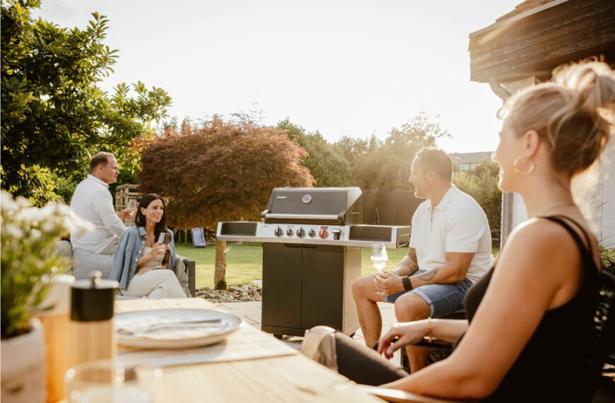 Szukasz dobrego grilla gazowego? Oto 5 elementów, na które musisz zwrócić uwagę! PORADNIK DECOFIRE