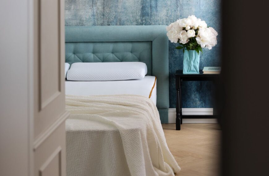 Twój kręgosłup wysyła Ci sygnały SOS każdej nocy! Oto 5 znaków, że śpisz na złym materacu