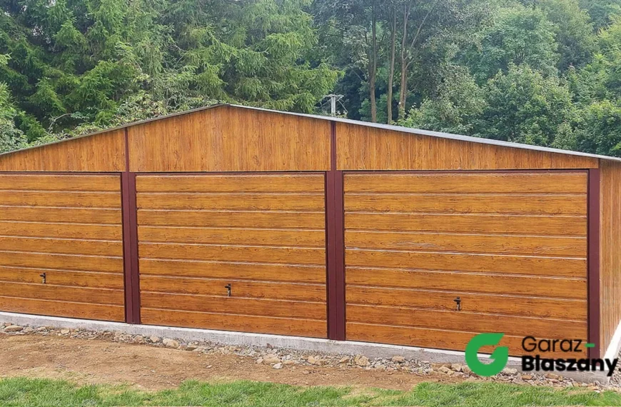 https://garaz-blaszany.com/p/garaz-blaszany-9x5-zloty-dab-dach-dwuspadowy-brama-uchylna-panel