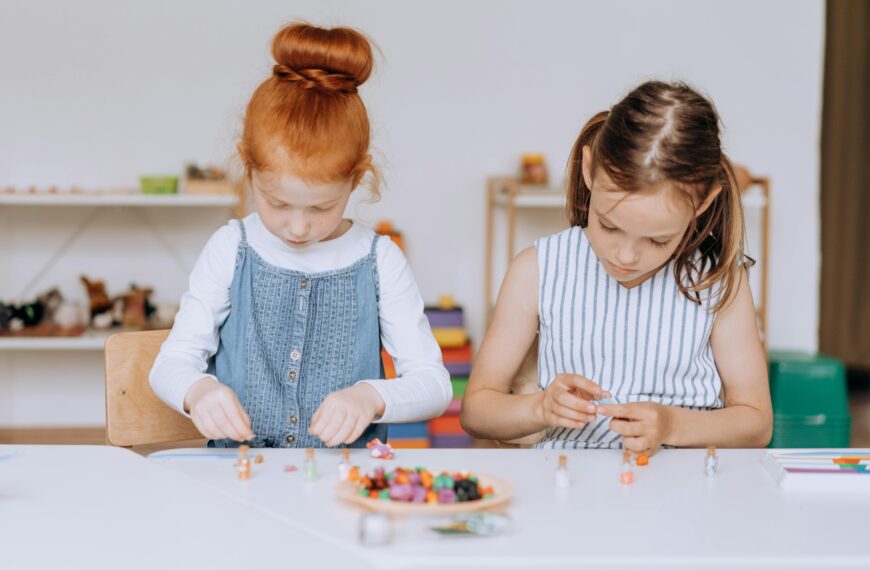 Czym kierować się przy wyborze farby zmywalnej do pokoju dziecięcego?