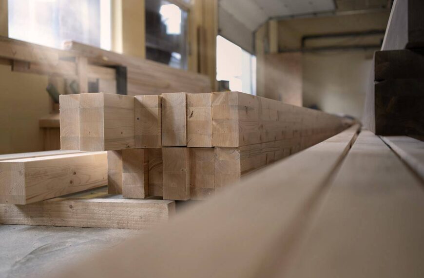 Drewno konstrukcyjne w architekturze ogrodowej – dlaczego warto wybrać BSH?