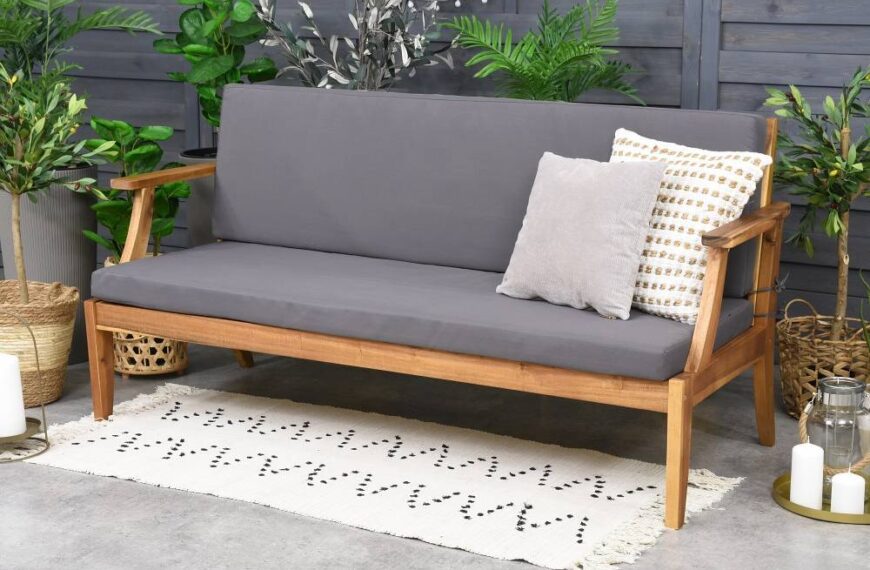 Drewniane meble ogrodowe: jak wybrać i pielęgnować?