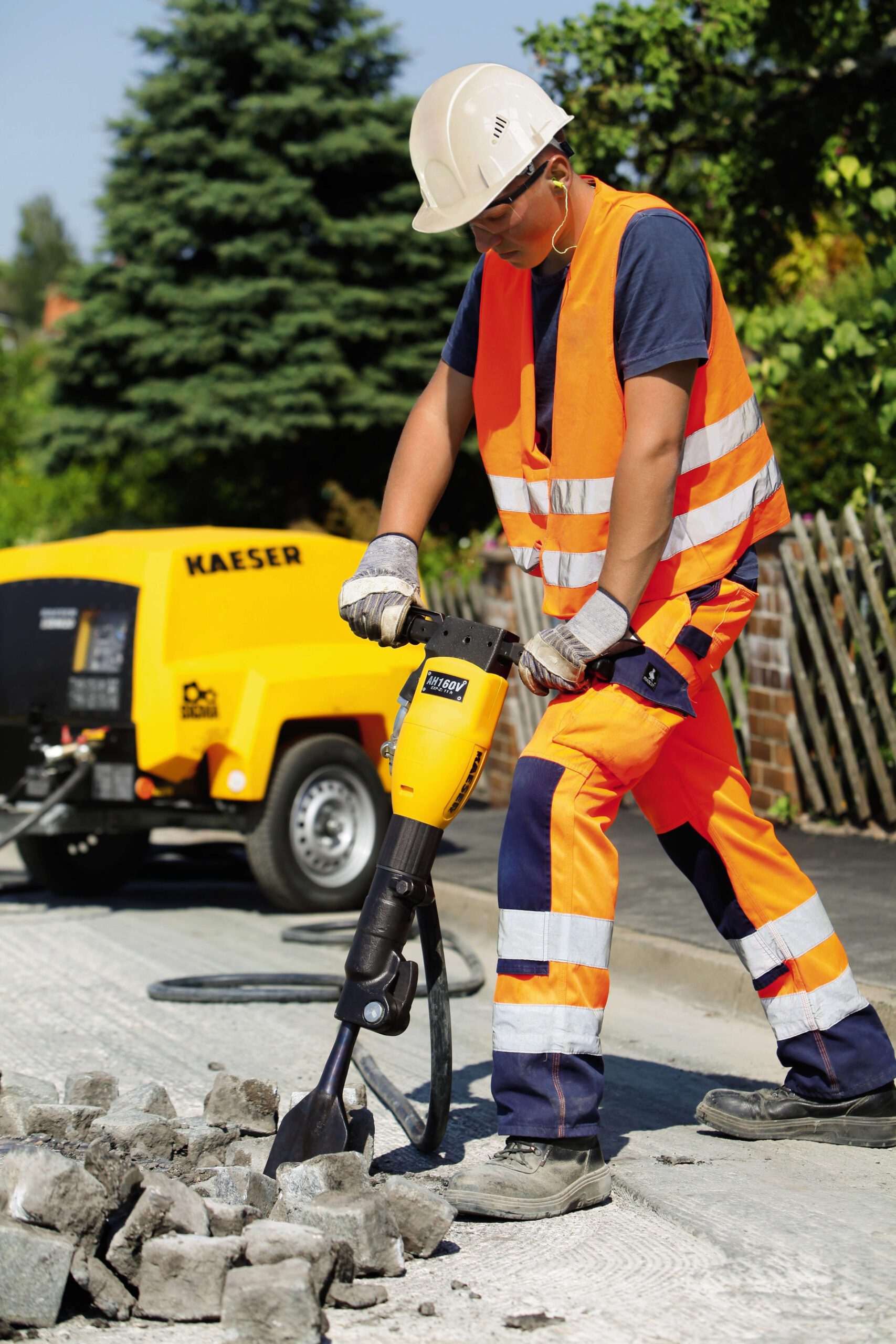 Sprężarki śrubowe jako fundament nowoczesnych systemów sprężonego powietrza