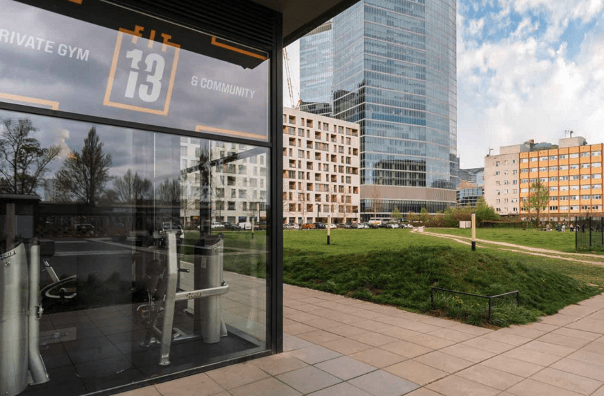 Analiza wpływu architektury i otwartego charakteru osiedla na wartość nieruchomości premium na przykładzie warszawskiej&hellip;
