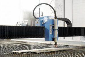 Nowoczesne cięcie laserowe – jakie materiały można obrabiać?